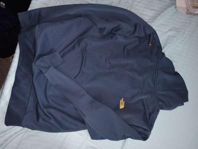 womans  hoodies and beanies and vests etc - Thumbnail 4