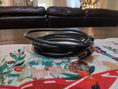HDMI cable 5feet used like new - Thumbnail 2