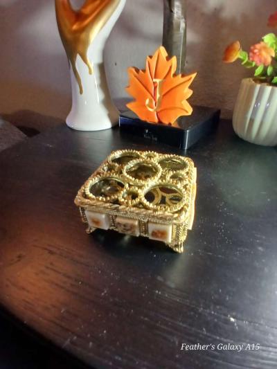 Vintage Florenza Lipstick Holder with Hand painted Tiles - Thumbnail 2