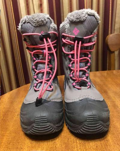 Columbia winter boots size 4 - Thumbnail 3