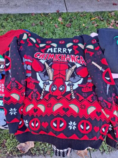 ugly sweaters - Thumbnail 3