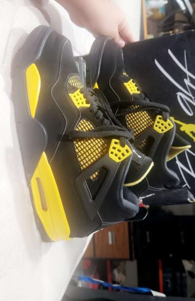 Jordan retro 4 yellow - Thumbnail 2