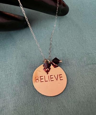10K Gold Believe Pendant Necklace With Quartz - Thumbnail 4