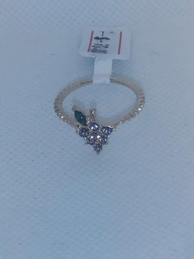 White Grape Chic Rhinestone Ring - Thumbnail 3