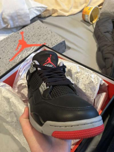 Brand new Jordan 4 breads size 10 mens - Thumbnail 3