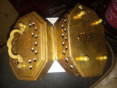 Vintage large Brass Cricket Box top swing handle front latch - Thumbnail 4