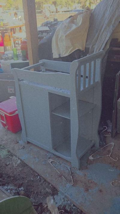 Baby CRib and Changing Station - Thumbnail 2