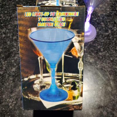 Light Up Martini Glasses  7 Color  3 LED  Plastic  Pack Of 4 - Thumbnail 5