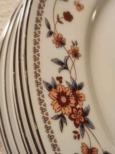 Sheffield China Plates and Bowls - Thumbnail 2