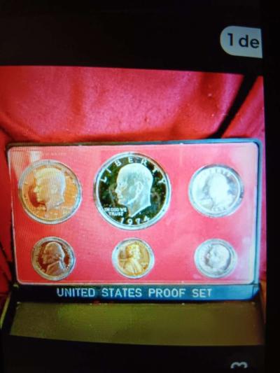 1975 United States Mint Proof Set in - Thumbnail 2