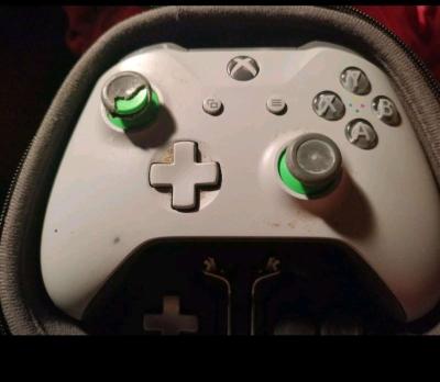 Microsoft Xbox OneSeries X Wireless ContParts Pieces Plus - Thumbnail 3