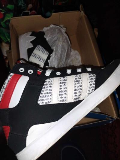 Like new condition 98 NIKE and Adidas - Thumbnail 6