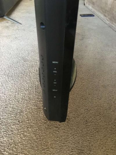 32 inch Westinghouse flat screen TV - Thumbnail 2