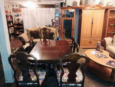 dining room table and chairs from 1940 to 1960 - Thumbnail 3