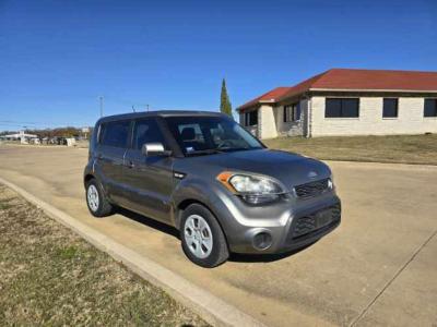 2015 Kia Soul - Thumbnail 2