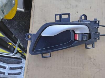 2018 Honda Civic Left Front Door Power Handles Like New - Thumbnail 5