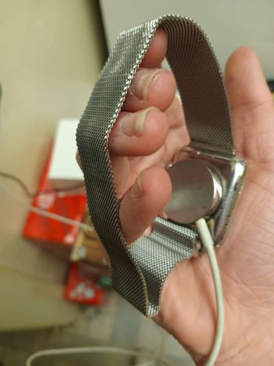 Apple watch - Thumbnail 2