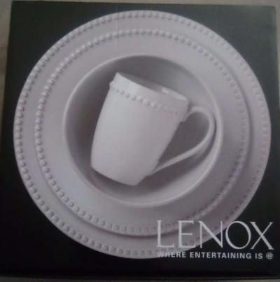 BRAND NEW BUNDLE EVERYTHINGS NEEDS TO GO - Thumbnail 3