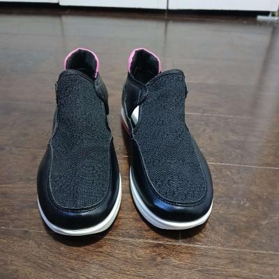 Fashion Black slipon shoes with pink accents Size 8 - Thumbnail 6