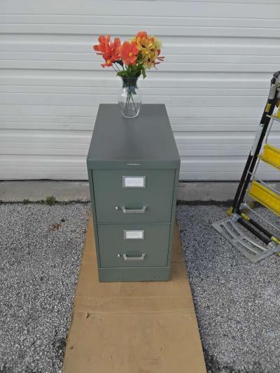 Well Made Light Green Filling Cabinet Very Clean Like New - Thumbnail 2