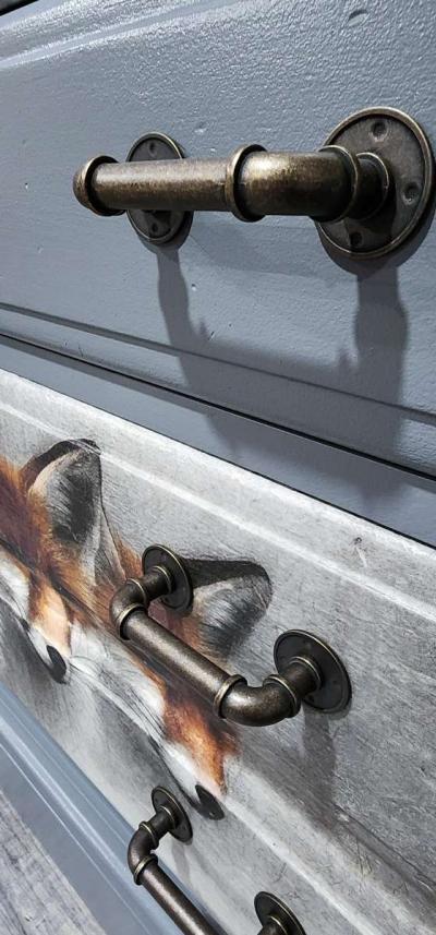 Kling Colonial 3 drawer solid wood dresser - Thumbnail 4