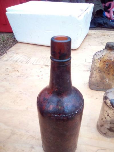 vintage jugs and bottles used but still in great shape - Thumbnail 2