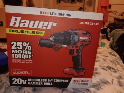 Drill batteries and charger - Thumbnail 4