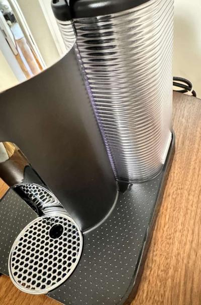 Nespresso Vertuo 5 Cup Coffee and Espresso Machine - Thumbnail 6