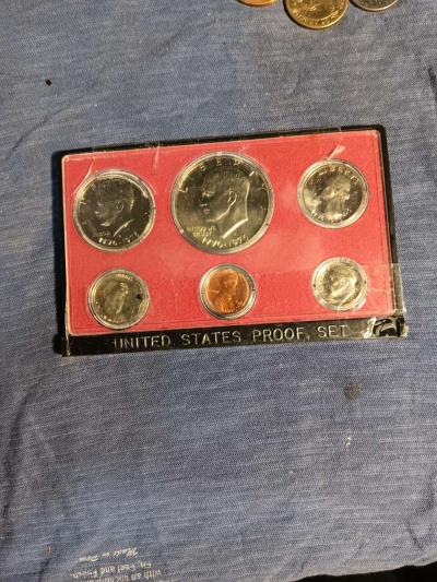 1975 United States Mint Proof Set in - Thumbnail 5