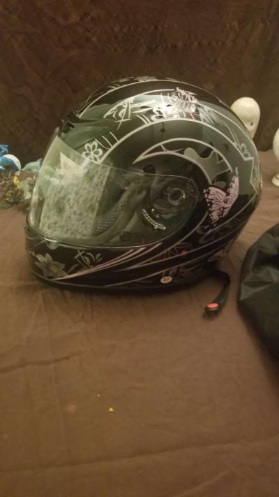 ladys helmet - Thumbnail 3