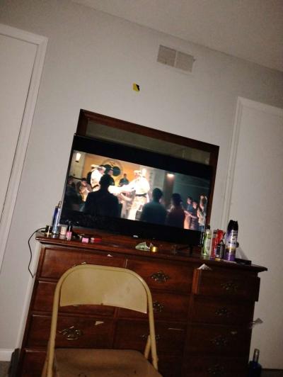 Roku TV - Thumbnail 2