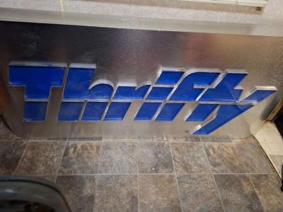 Thrifty sign - Thumbnail 4