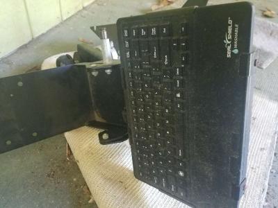 laptop stand for automobile - Thumbnail 2