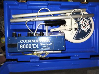 saw tool box vac pipe bender and metal detectors - Thumbnail 6