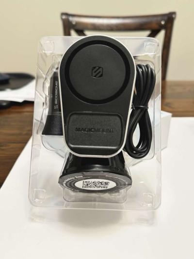 BRAND NEW MagicMount Window Dash Wireless Charging Mount - Thumbnail 2