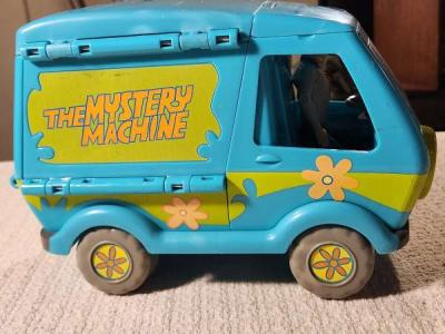 Scooby Doo mystery machine toy
