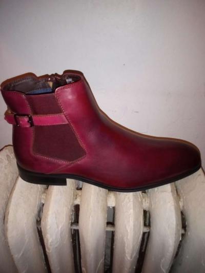 SELLING MY BRAND NEW NEVER USED LA MILANO BURGUNDY SHOES - Thumbnail 5