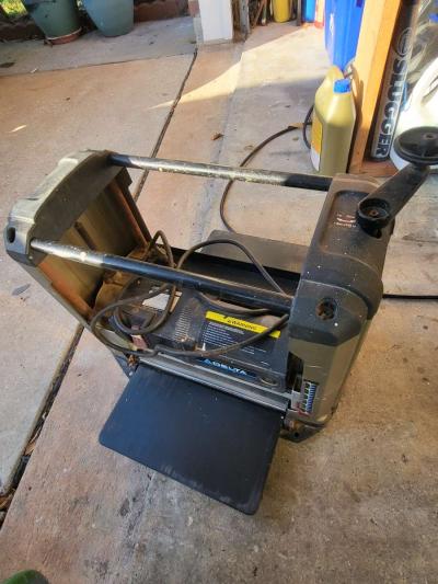 wood plainers is o really good Condition Work Asking for pri - Thumbnail 2