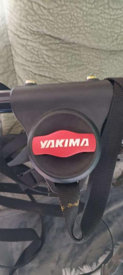 SALE Yakima bike rack for car - Thumbnail 2