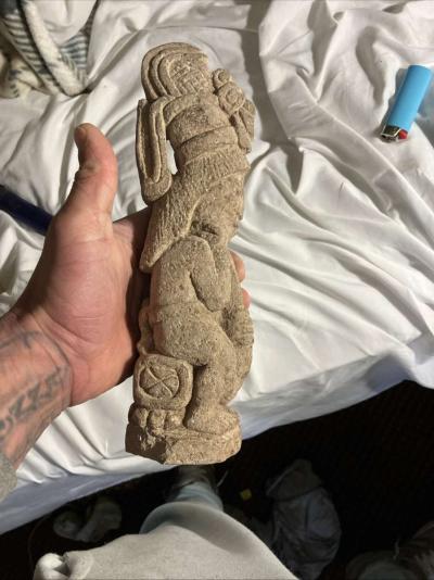 antique Aztec stone statue - Thumbnail 2