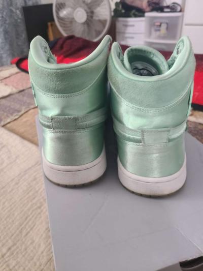 Jordan 1 Retro High Season of Her Mint Foam - Thumbnail 3