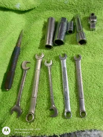 Craftsman Wrenchs  and misc  Items - Thumbnail 4