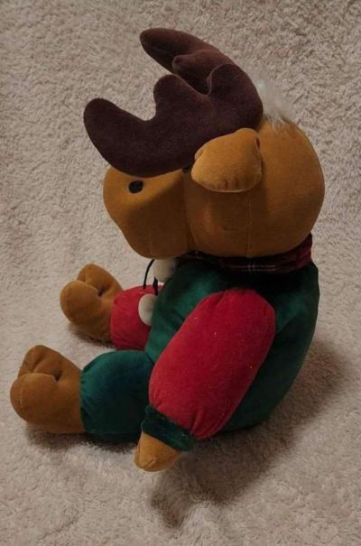16 Inch DanDee Singing Reindeer Plush - Thumbnail 3