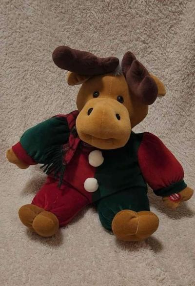 16 Inch DanDee Singing Reindeer Plush - Thumbnail 2
