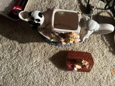 Collectible Vintage Teapot - Thumbnail 2