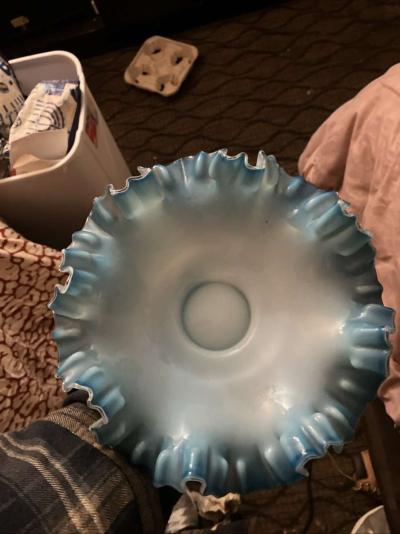 Fenton blue crest ruffled edge bowl - Thumbnail 3