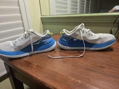 5 pair of womens shoes  Michael Kohrs are brand new - Thumbnail 2