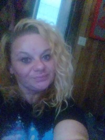 cut color style peddie Mannie brows lashes acrylics makeup - Thumbnail 4