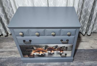 Kling Colonial 3 drawer solid wood dresser - Thumbnail 2