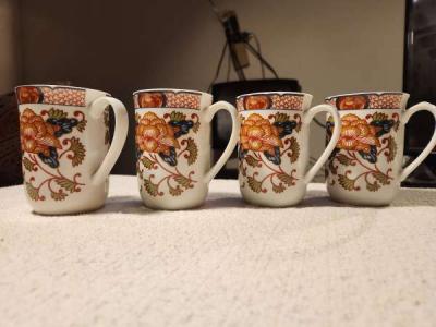 Vintage porcelain mugs - Thumbnail 2